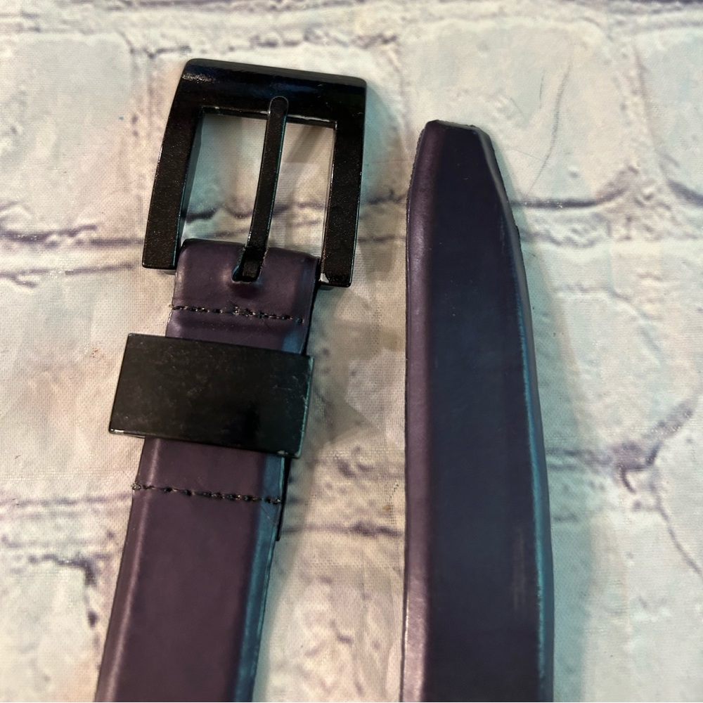 CARLISLE 16505 MATTE GRAPE PURPLE COLOR LEATHER BELT WOMENS SIZE MEDIUM
